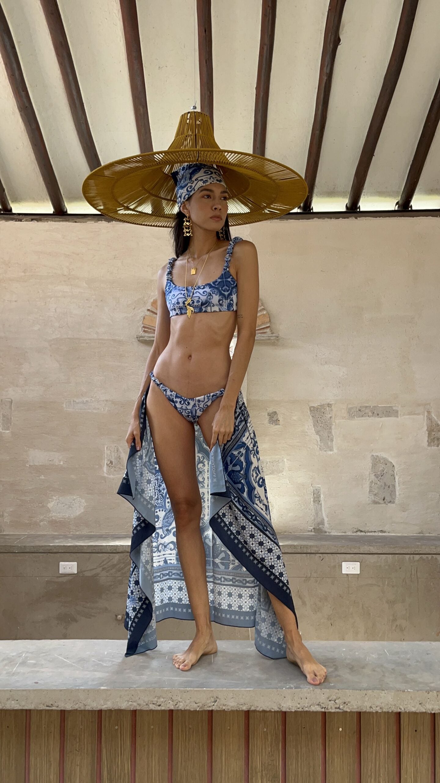 Azulejos Scarf Flor Amazona Colombia