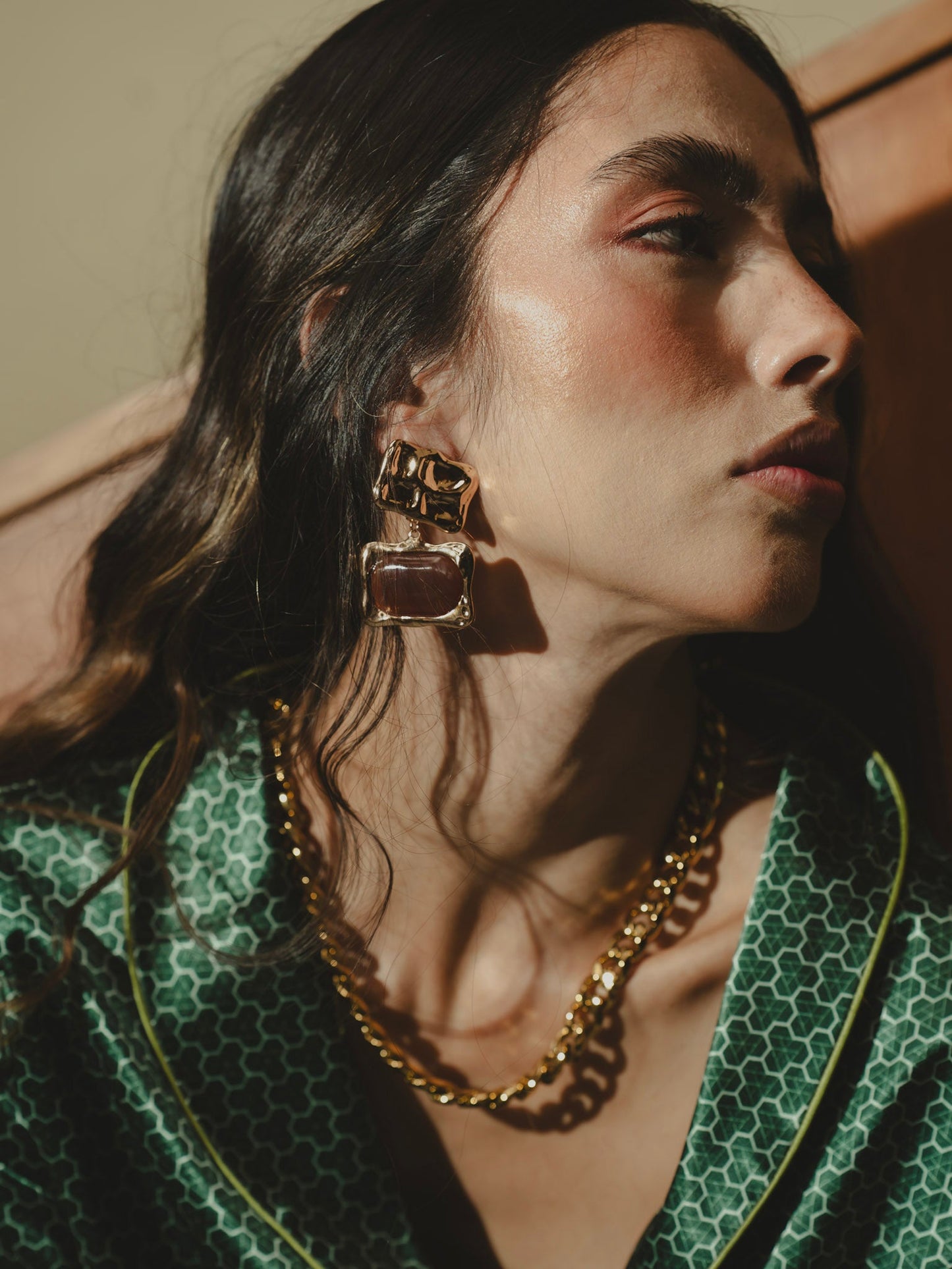 IRIS BROWN DOUBLE EARRINGS Flor Amazona Colombia