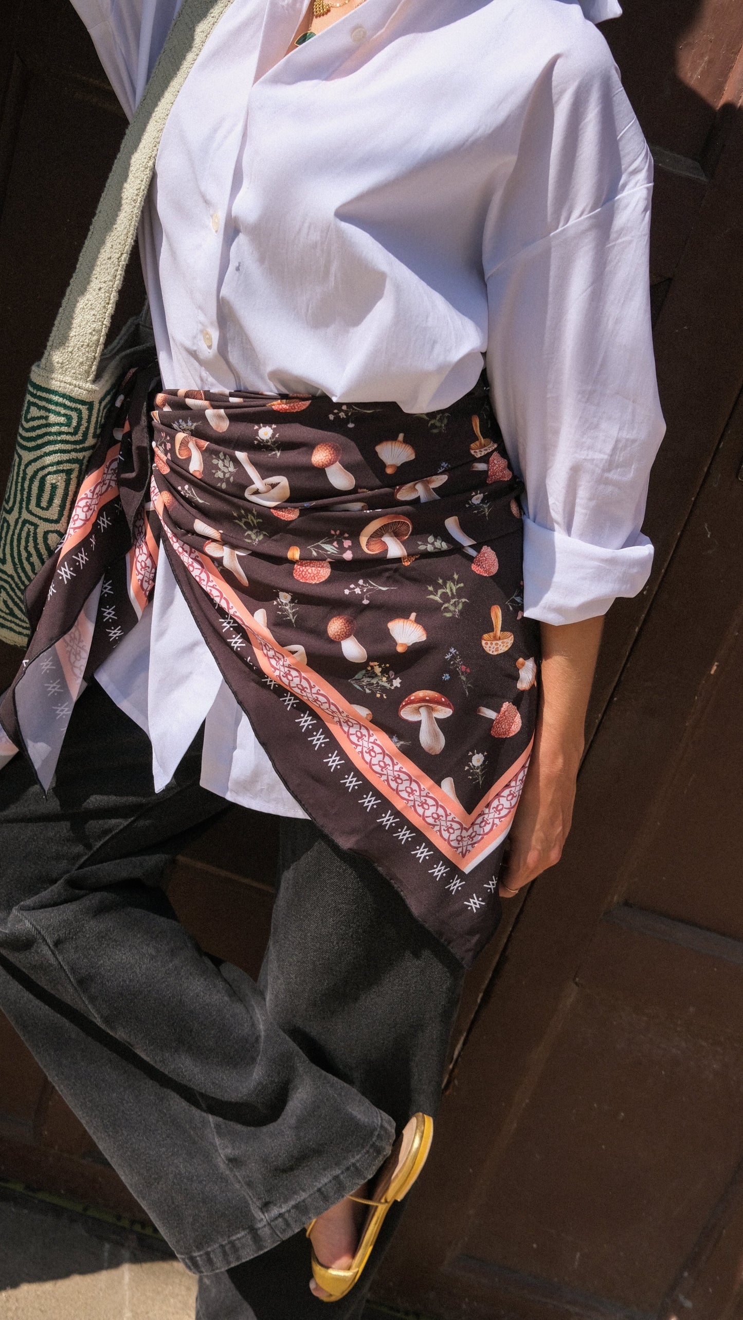 Hongo Black Beach Wrap Flor Amazona Colombia