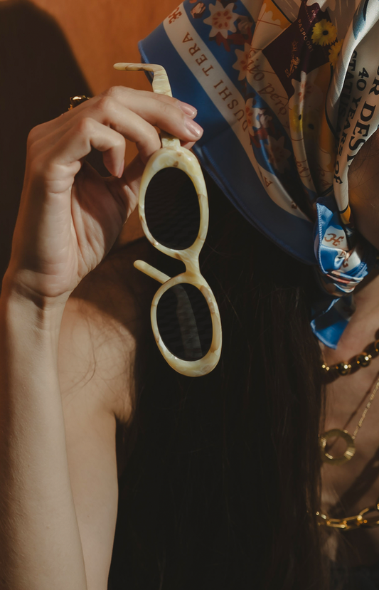 HANNA MARFIL SUNGLASSES Flor Amazona Colombia