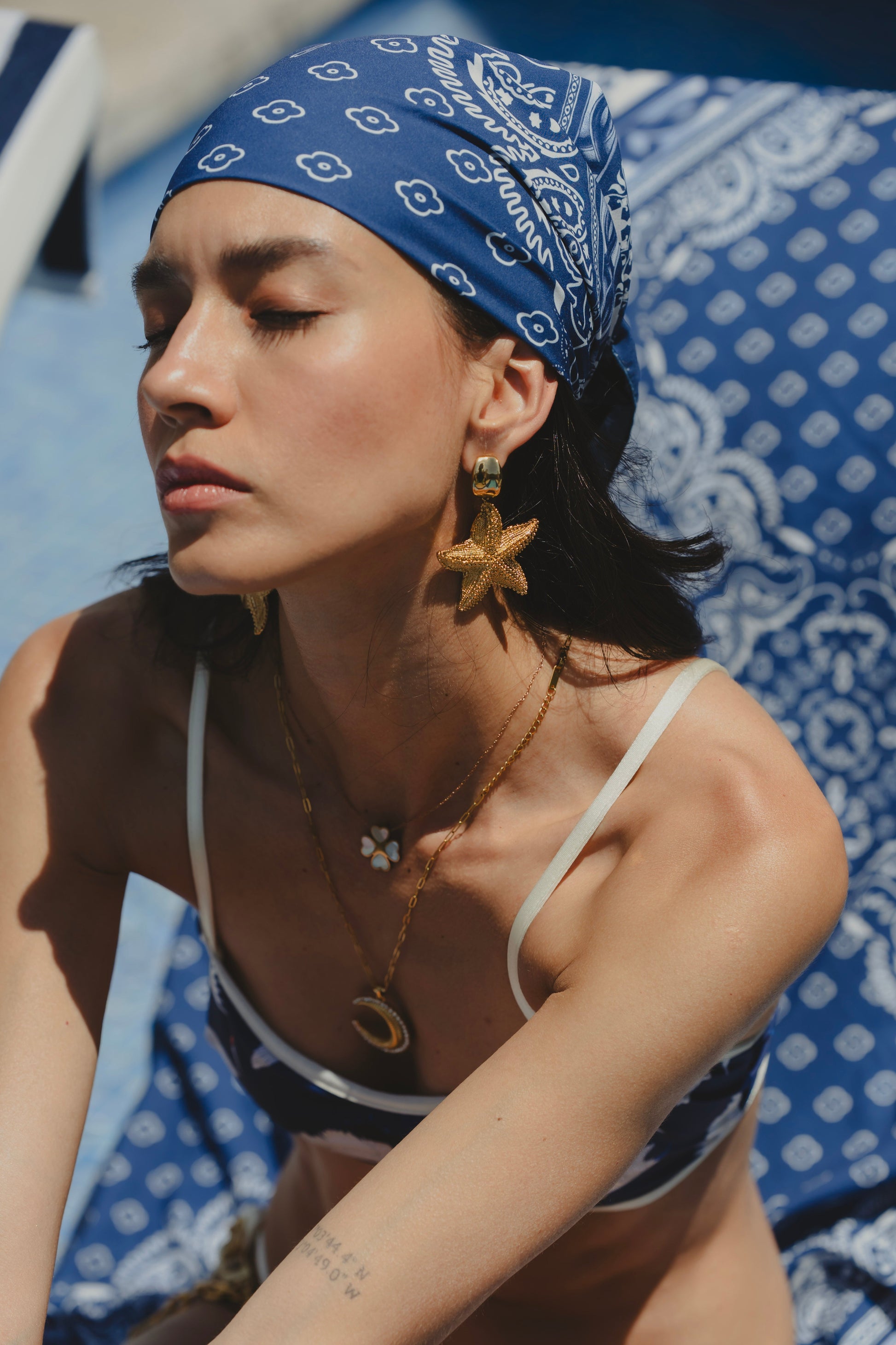 BLUE BANDANA SCARF Flor Amazona Colombia