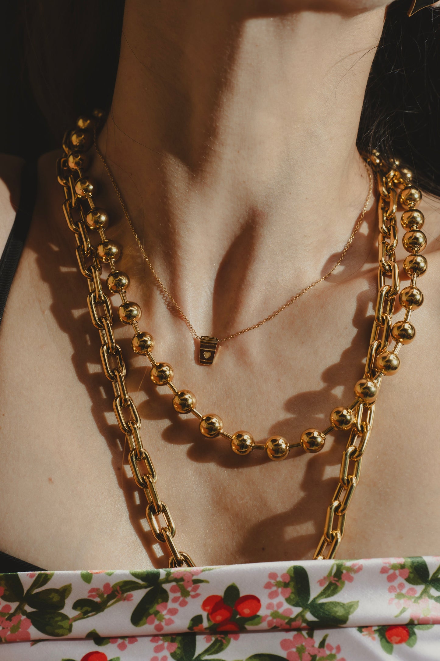 COFFE LOVER NECKLACE Flor Amazona Colombia