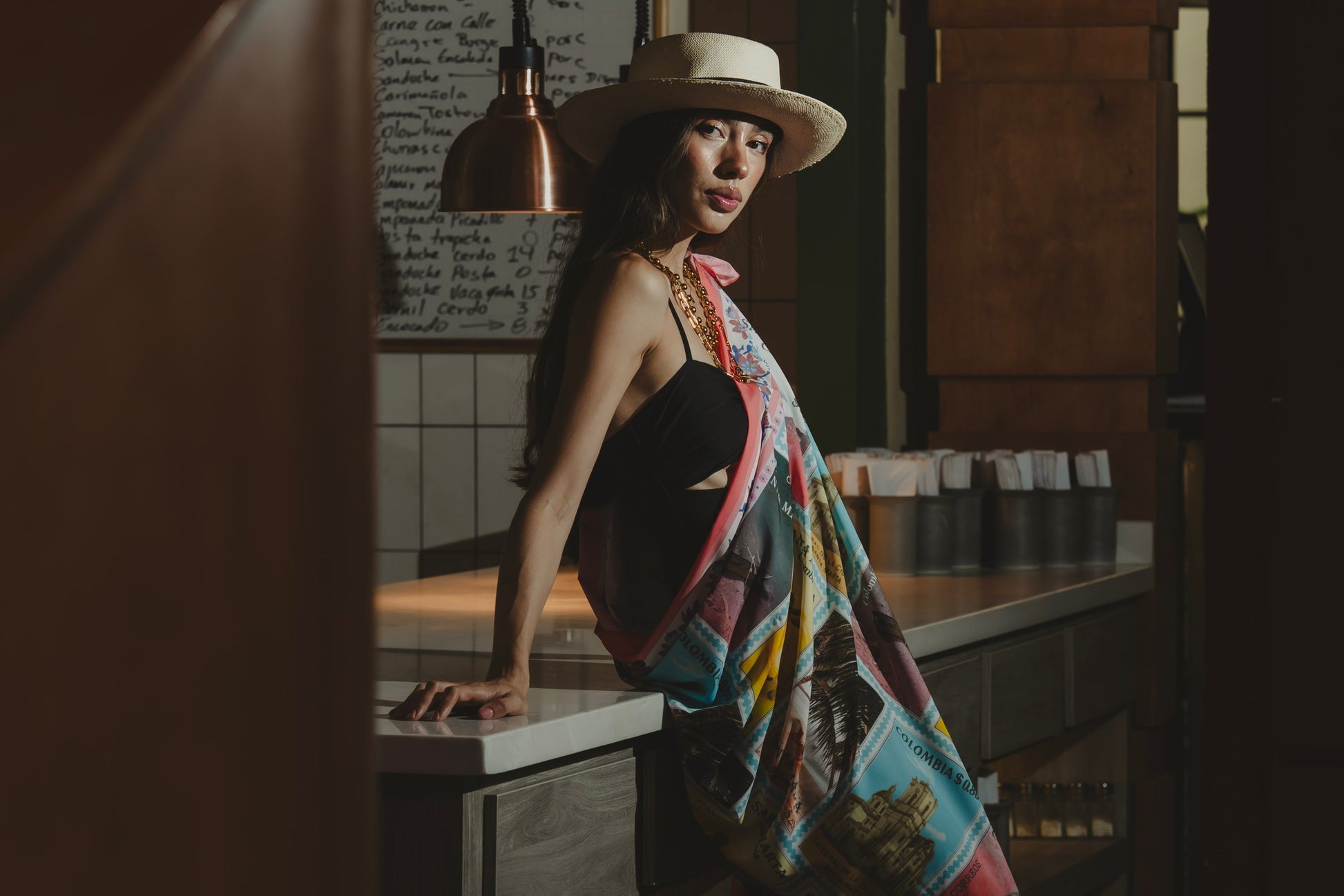 PINK SANTA MARTA 500 AÑOS BEACH WRAP Flor Amazona Colombia