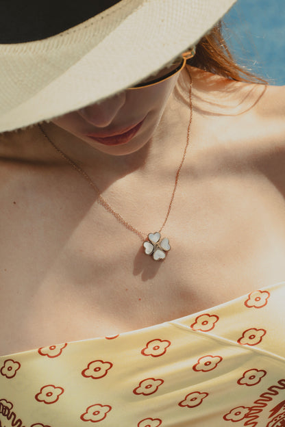 EVERLASTING NECKLACE